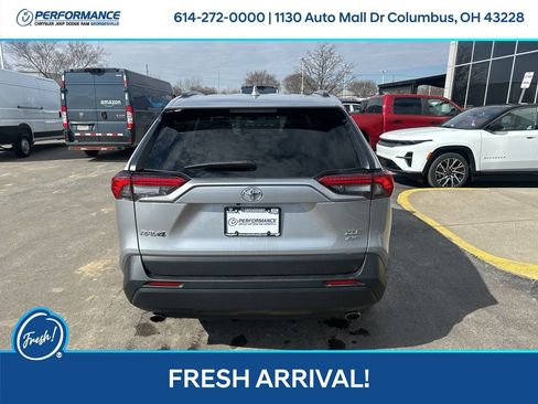 Used 2024 Toyota RAV4 XLE image 5