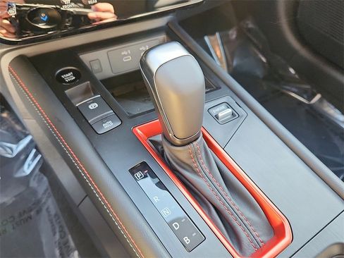 New 2026 Nissan Kicks SR w/ Cold Weather Package image 7