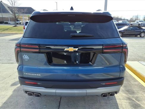 New 2026 Chevrolet Traverse LT w/ Sun and Wheel Package image 4