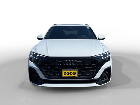 Used 2025 Audi Q8 Prestige AWD/4WD image 8