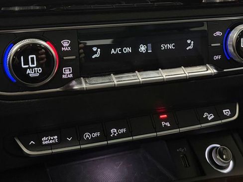 Used 2018 Audi Q5 2.0T Premium Plus w/ Premium Plus Package image 22