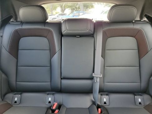 Used 2024 Chevrolet Equinox EV RS FWD image 13