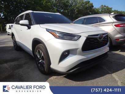Used 2023 Toyota Highlander XLE