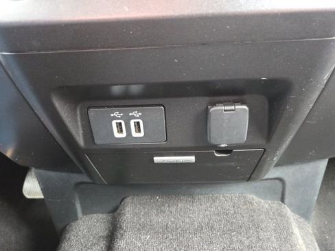 Used 2018 Ford F150 XLT w/ Equipment Group 302A Luxury image 38