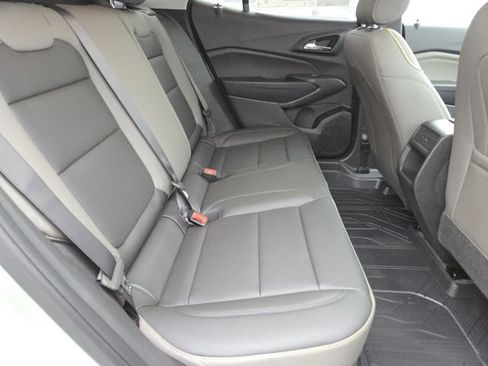 New 2026 Chevrolet Trax ACTIV w/ Sunroof Package image 28