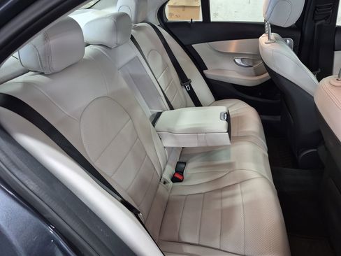 Used 2016 Mercedes-Benz C 300 4MATIC Sedan image 29