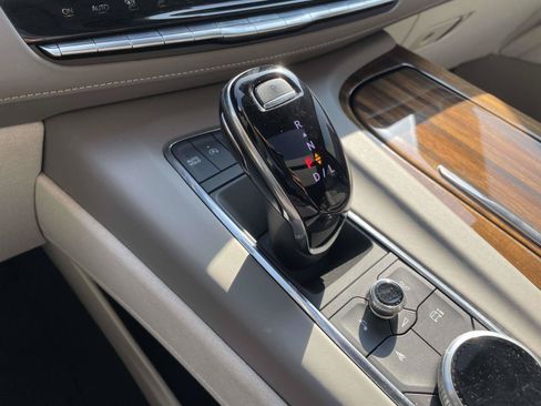 Certified 2024 Cadillac Escalade ESV Premium Luxury Platinum w/ LPO, Floor Liner Package AWD/4WD image 27