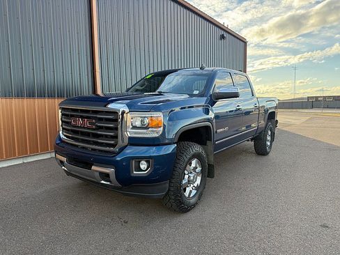 Used 2016 GMC Sierra 2500 SLT w/ All-Terrain HD Package image 2