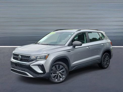 Used 2023 Volkswagen Taos S FWD image 1