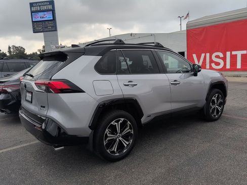 Certified 2025 Toyota RAV4 XSE image 5