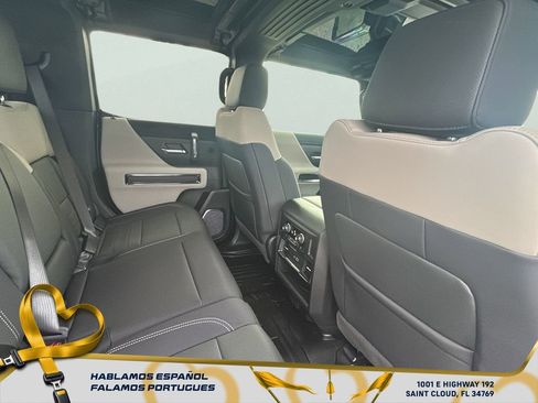 New 2026 GMC Hummer EV 4x4 Crew Cab image 28