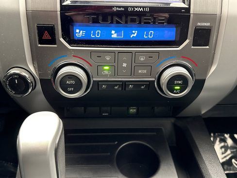 Used 2015 Toyota Tundra Platinum AWD/4WD image 15