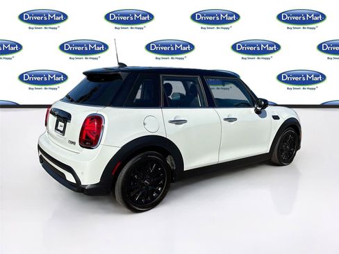 Used 2023 MINI Cooper 4-Door Hardtop FWD image 7