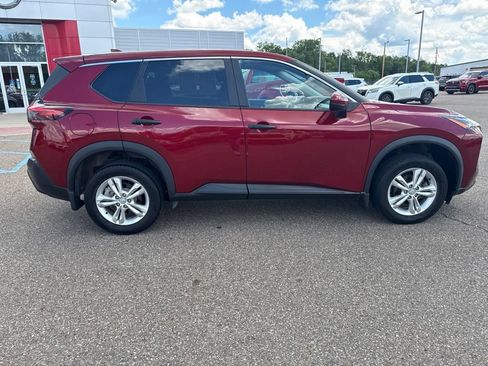 Used 2021 Nissan Rogue S FWD image 8