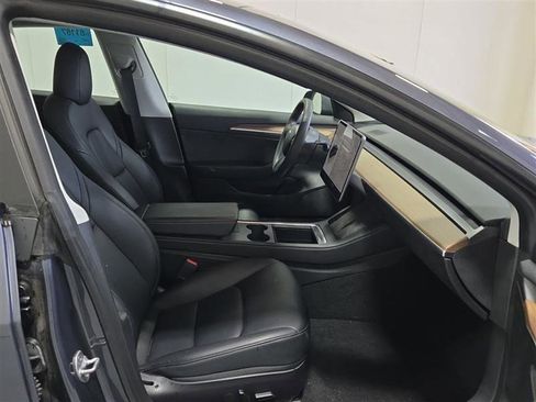 Used 2023 Tesla Model 3 Long Range image 4