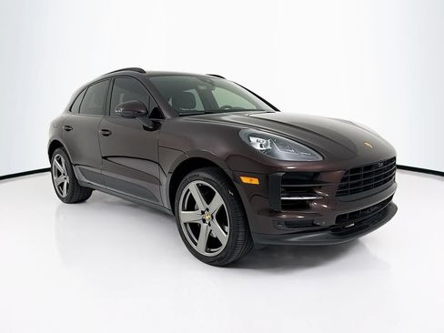 Certified 2021 Porsche Macan S AWD/4WD image 9