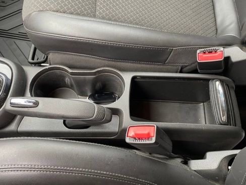 Certified 2022 Buick Encore Preferred w/ Safety Package image 12