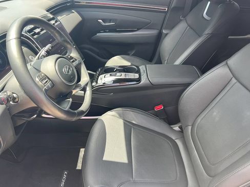 Certified 2023 Hyundai Tucson Limited FWD image 17