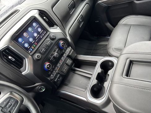 Used 2021 Chevrolet Silverado 3500 LTZ w/ LTZ Premium Package image 21