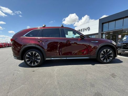 Certified 2024 MAZDA CX-90 Plug-In Hybrid w/ Premium Pkg AWD/4WD image 18