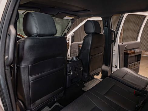 Used 2015 Ford F350 Platinum image 20