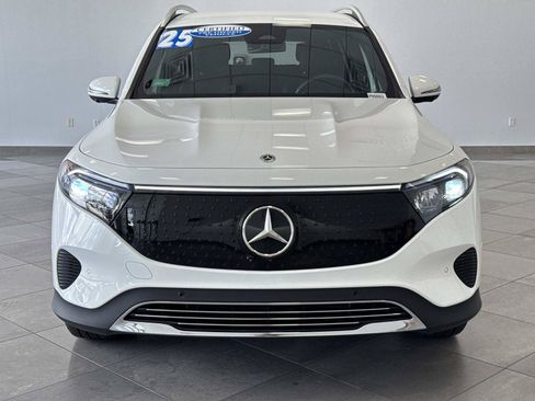 Certified 2025 Mercedes-Benz EQB 300 4MATIC image 29