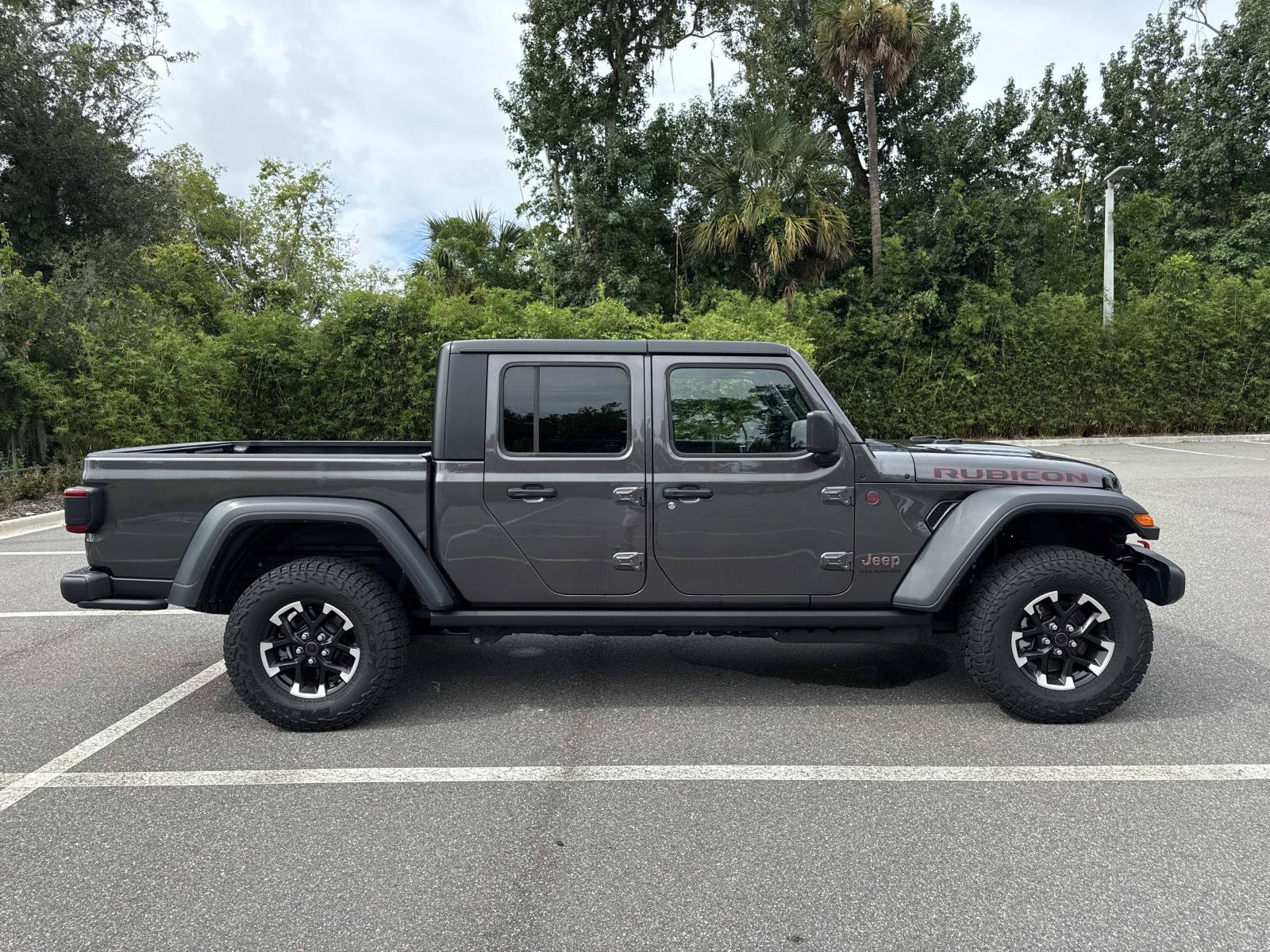 Used 2026 Jeep Gladiator Rubicon AWD/4WD image 2