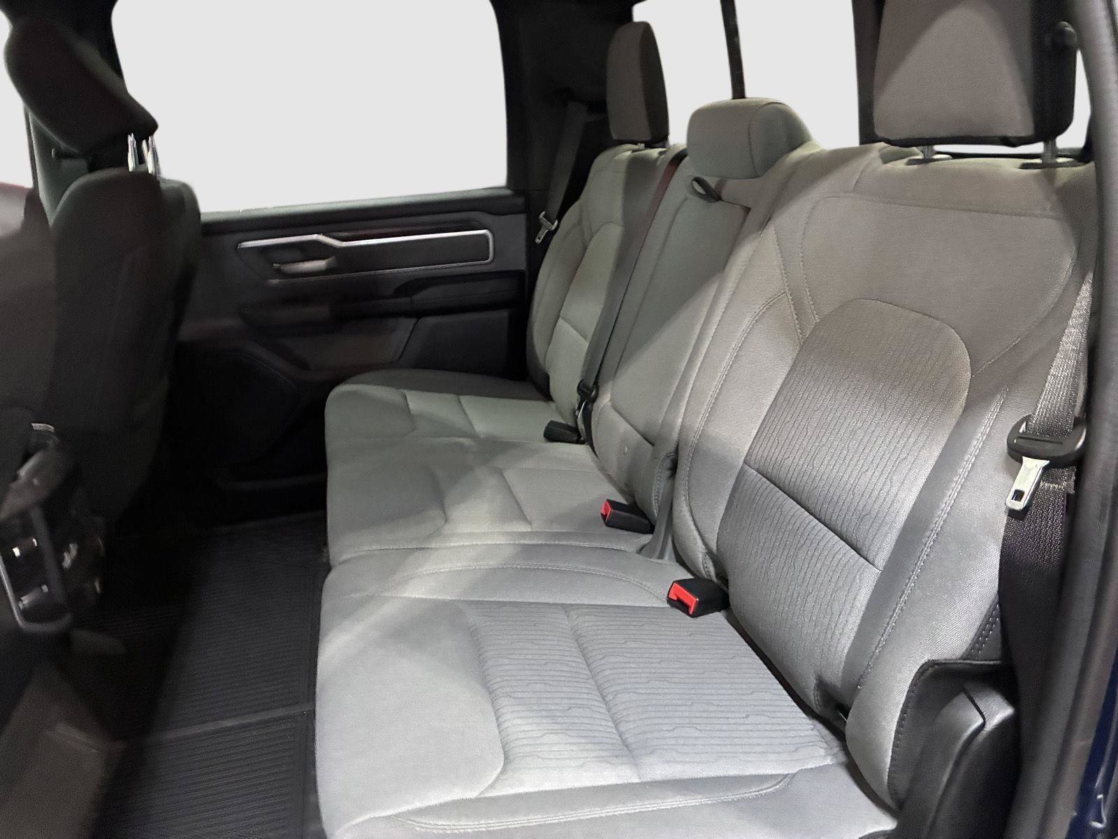 Used 2022 RAM 1500 Big Horn AWD/4WD image 26