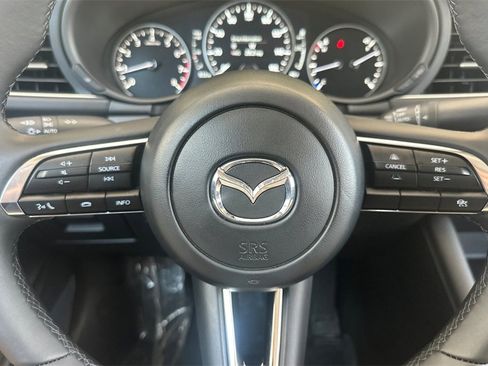 Used 2025 MAZDA MAZDA3 s image 24