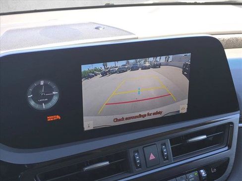 Used 2024 Lexus ES 350 w/ Premium Package FWD image 13