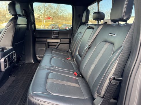 Used 2022 Ford F350 Platinum w/ FX4 Off-Road Package image 8