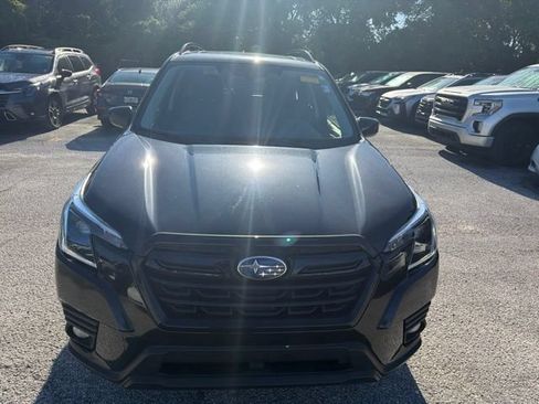 Used 2023 Subaru Forester Premium AWD/4WD image 9