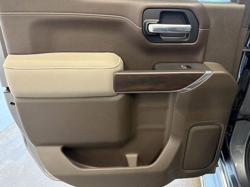 Used 2021 GMC Sierra 1500 SLT w/ SLT Premium Plus Package image 22