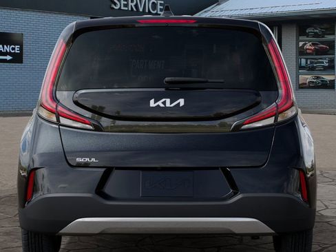 New 2025 Kia Soul LX image 13