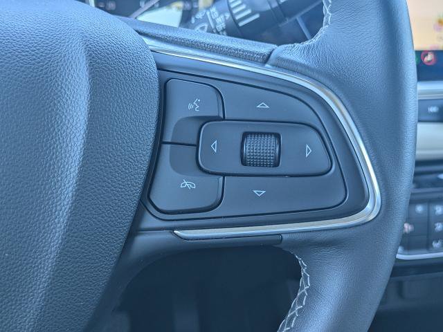 Certified 2021 Buick Encore GX Select w/ Advanced Technology Package FWD image 26