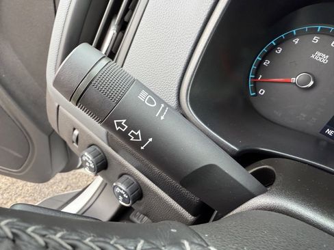 Used 2019 Chevrolet Colorado Z71 image 29