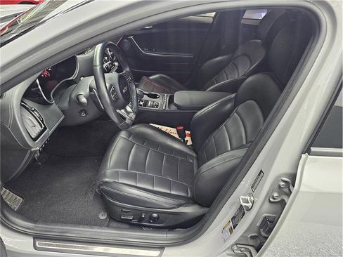 Used 2022 Kia Stinger GT2 w/ Scorpion Package image 10