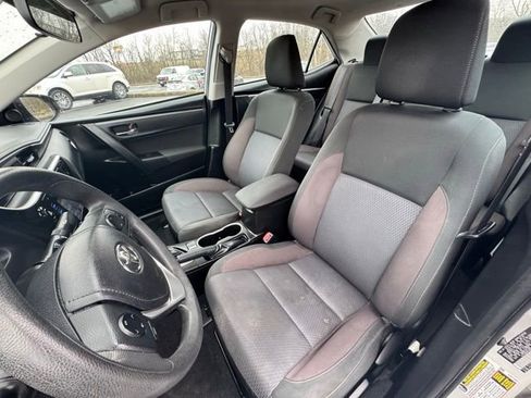 Used 2019 Toyota Corolla LE image 10