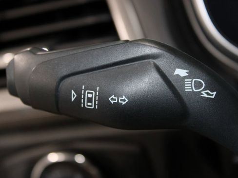 Used 2020 Ford Fusion SE image 39