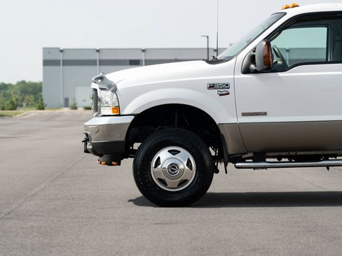 Used 2003 Ford F350 Lariat image 5