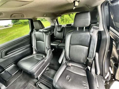 Used 2024 Honda Odyssey Touring image 14