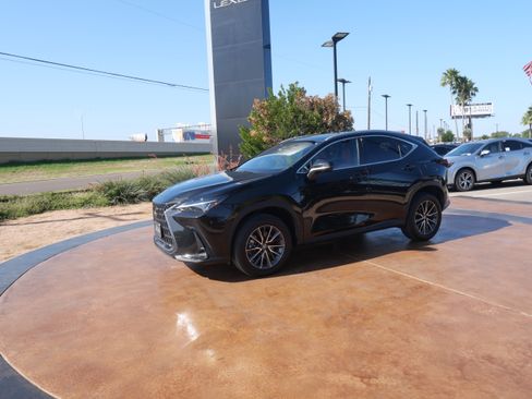 Used 2023 Lexus NX 350 AWD w/ Premium Package image 5