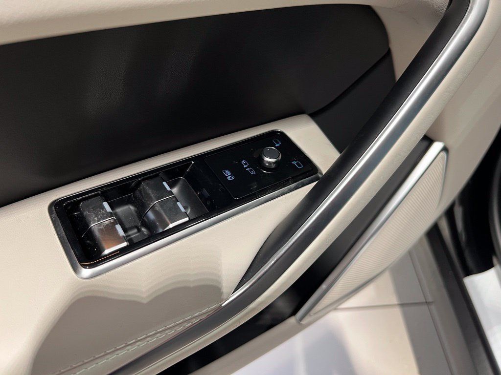 New 2026 Jaguar F-PACE R-Dynamic S AWD/4WD image 26