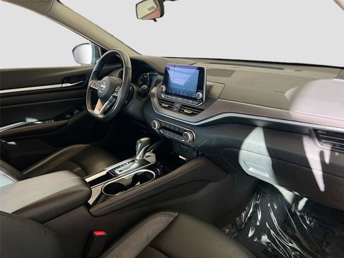 Used 2024 Nissan Altima 2.5 SR image 28