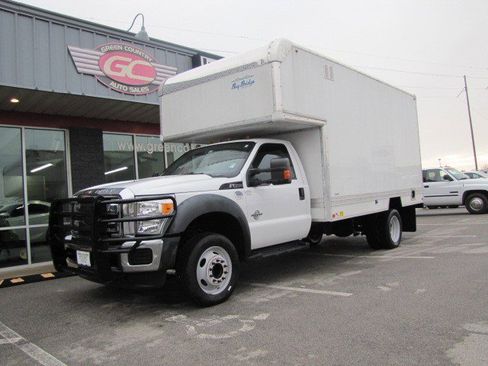 Used 2015 Ford F550 2WD Regular Cab Super Duty image 2