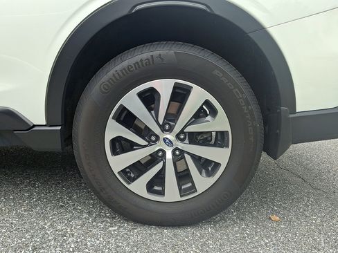 Used 2022 Subaru Outback Premium AWD/4WD image 8