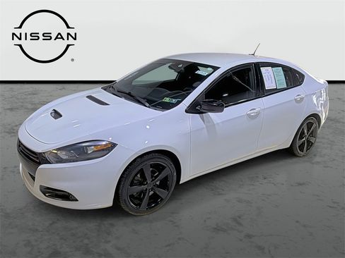 Used 2016 Dodge Dart SXT image 1