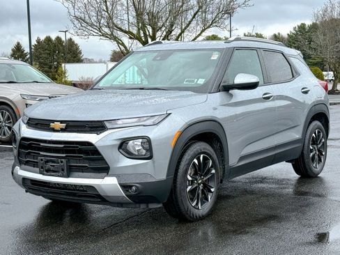 Certified 2023 Chevrolet TrailBlazer LT image 3