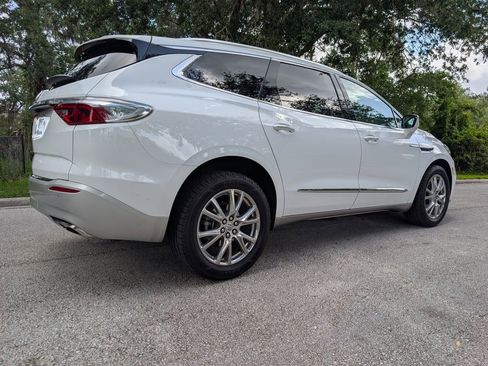 Used 2023 Buick Enclave Essence w/ Experience Buick Package AWD/4WD image 9