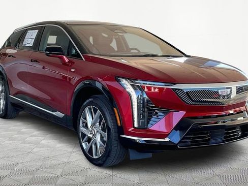 New 2026 Cadillac Optiq Luxury 1 image 1